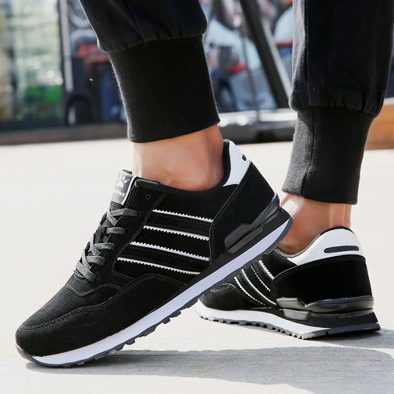 Breathable Sneakers Men Sport Running Shoes Women Light Athletic Shoes Leather Men Casual Flats Trail Walking Shoe Plus Size