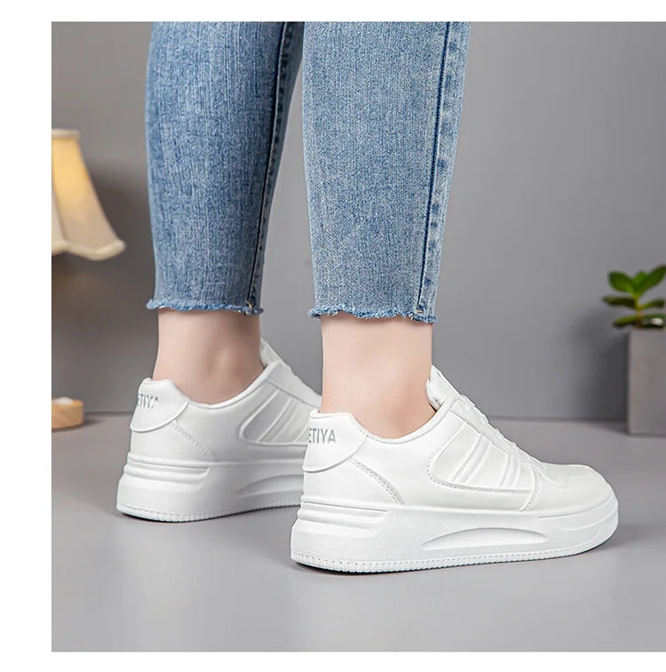 Thick sole white shoes Trendy flat shoes for women Comfortable, breathable vulcanized  2024 new sneakers  woman designer shoes