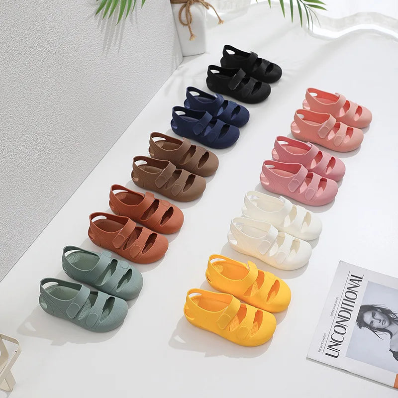 Children Sandals Hollow Out Closed Toe Beach Shoes Breathable Candy Color Roman Sandals for Boys Girls Soft Non-slip Kids Shoes