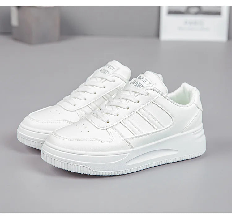 Thick sole white shoes Trendy flat shoes for women Comfortable, breathable vulcanized  2024 new sneakers  woman designer shoes