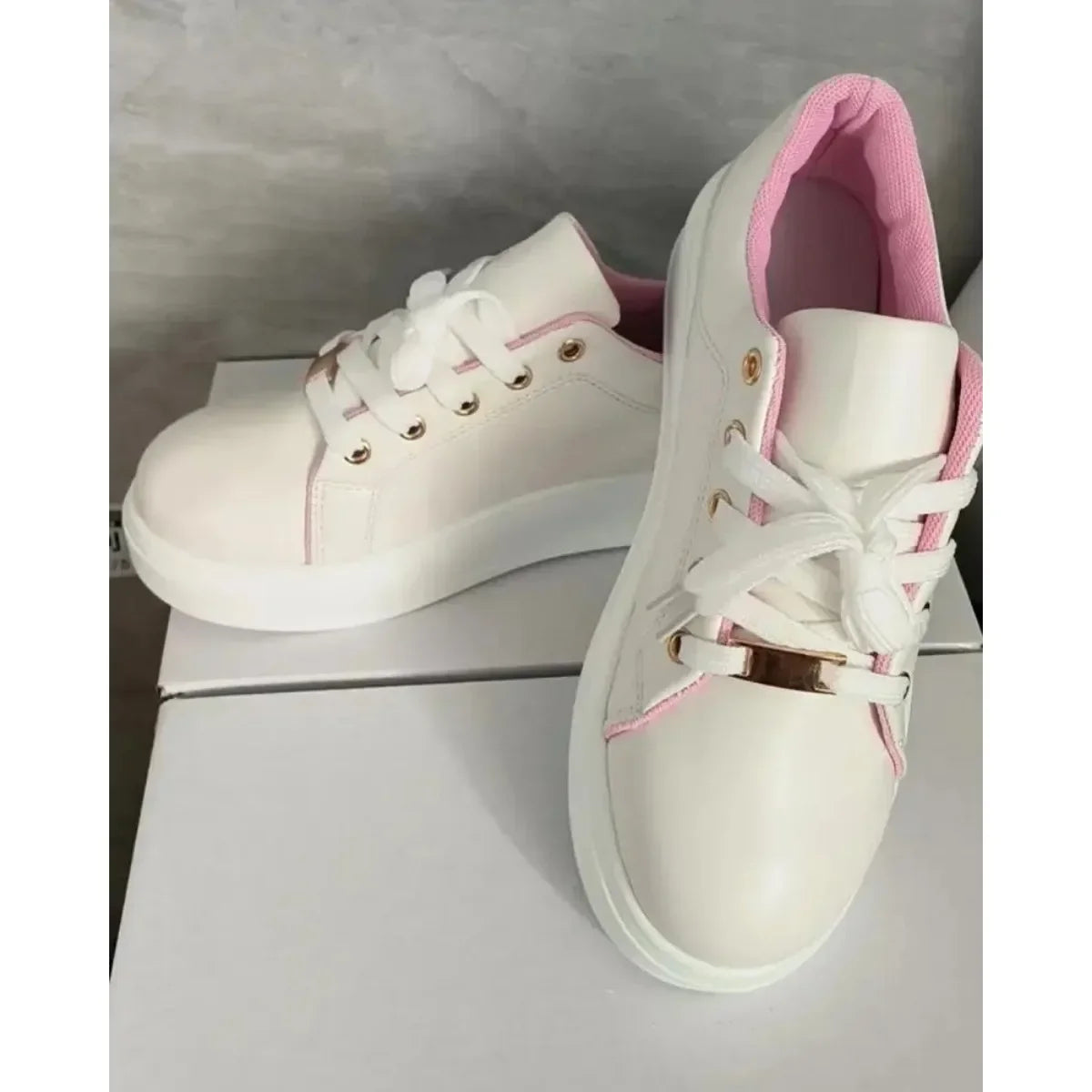 Women Sneakers Fashion Lace-Up Round Head Platform Sport Shoes Spring Autumn Female Walking Flats Ladies Casual Vulcanized Shoes