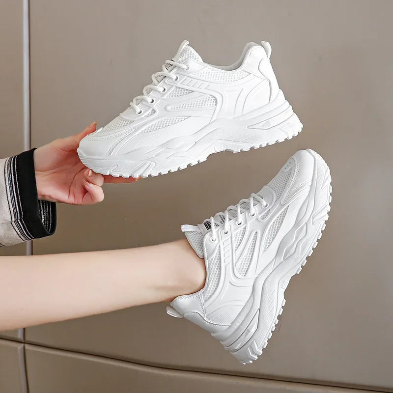 2024 Spring and Summer Casual Fashion New Breathable Solid Color Sneakers Comfortable Round Toe Thick Sole Women's Walking Shoes