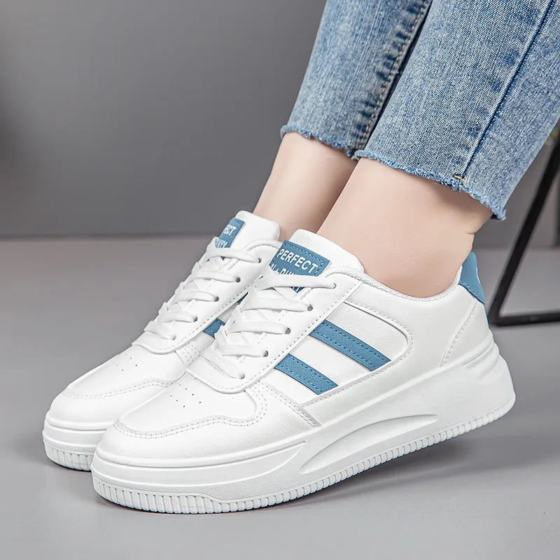 Thick sole white shoes Trendy flat shoes for women Comfortable, breathable vulcanized  2024 new sneakers  woman designer shoes