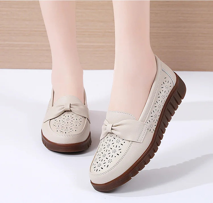 Spring /autumn Women Shoes Genuine Leather Breathable Loafers Flat Shoes Ladies Casual Shoes Plus Size 36-43 Mother Shoes