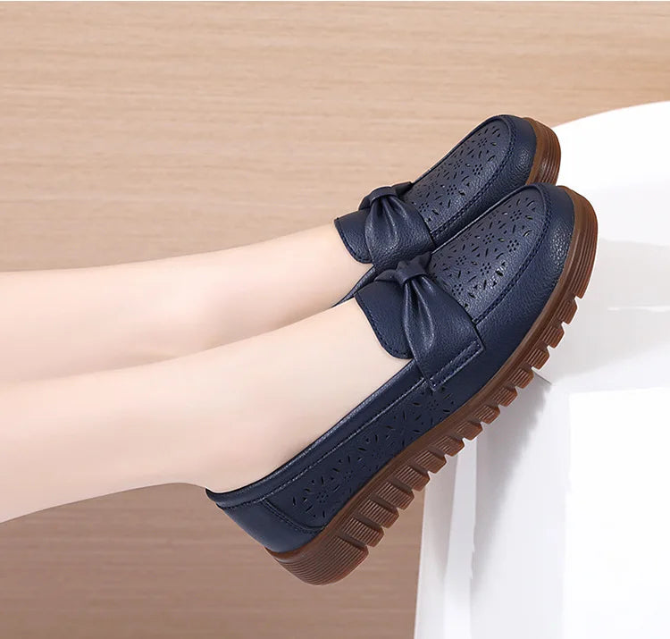 Spring /autumn Women Shoes Genuine Leather Breathable Loafers Flat Shoes Ladies Casual Shoes Plus Size 36-43 Mother Shoes