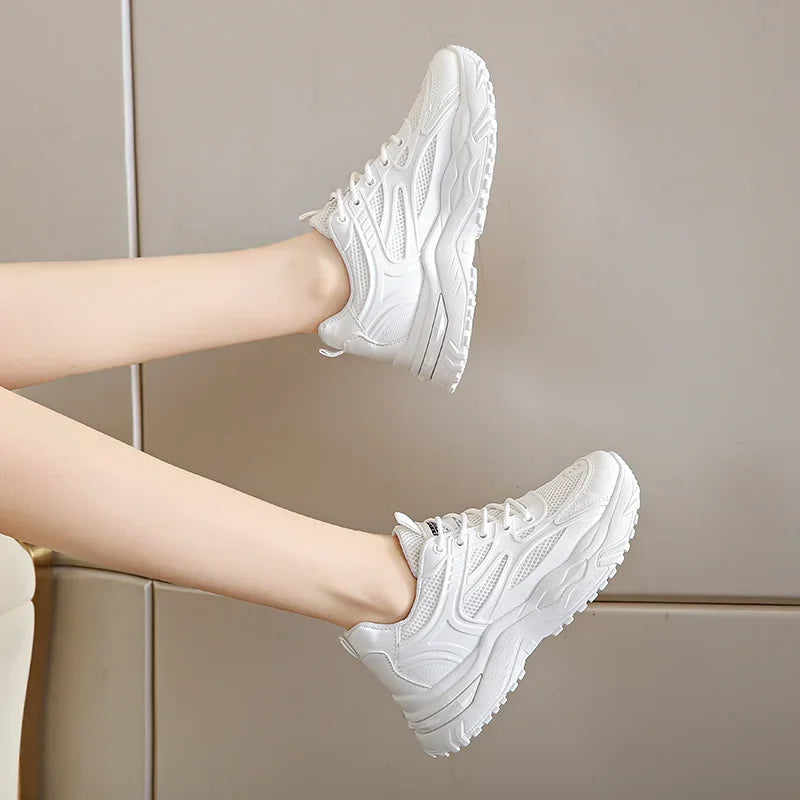 2024 Spring and Summer Casual Fashion New Breathable Solid Color Sneakers Comfortable Round Toe Thick Sole Women's Walking Shoes