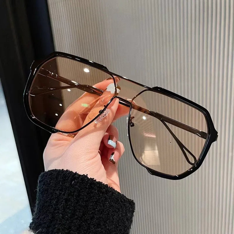 Oversized Sunglasses Women Unique Fashion Sunglasses for Trending Female Eyewear Gradient Sun Glasses Clear Lens Eyeglasses Gafa