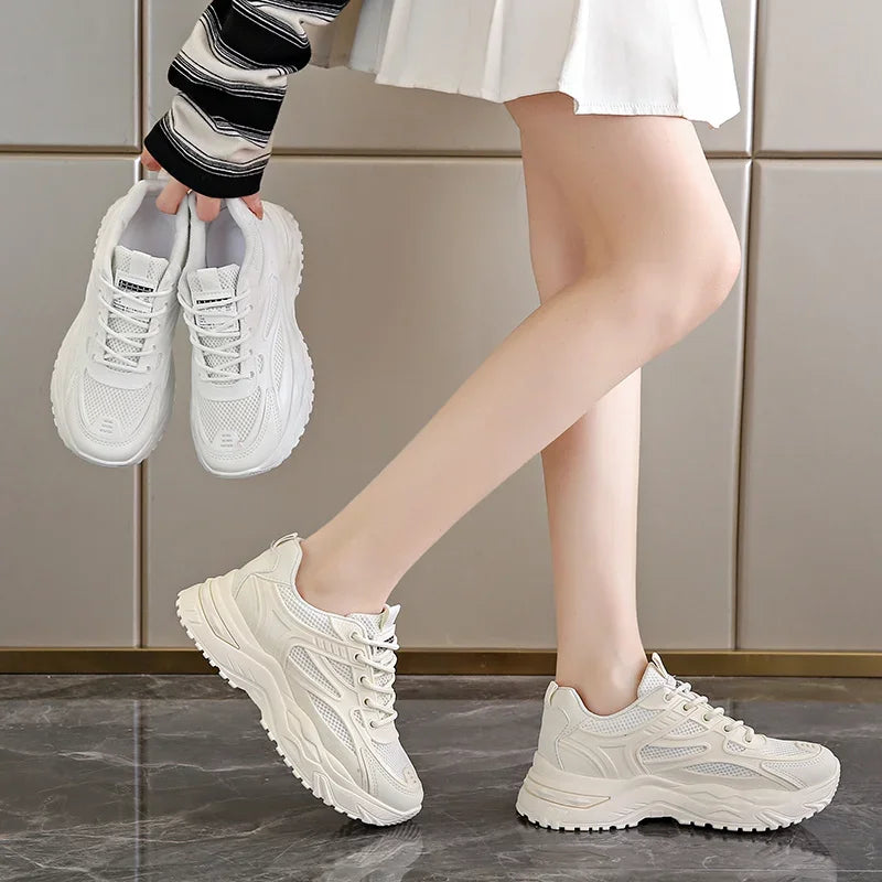 2024 Spring and Summer Casual Fashion New Breathable Solid Color Sneakers Comfortable Round Toe Thick Sole Women's Walking Shoes