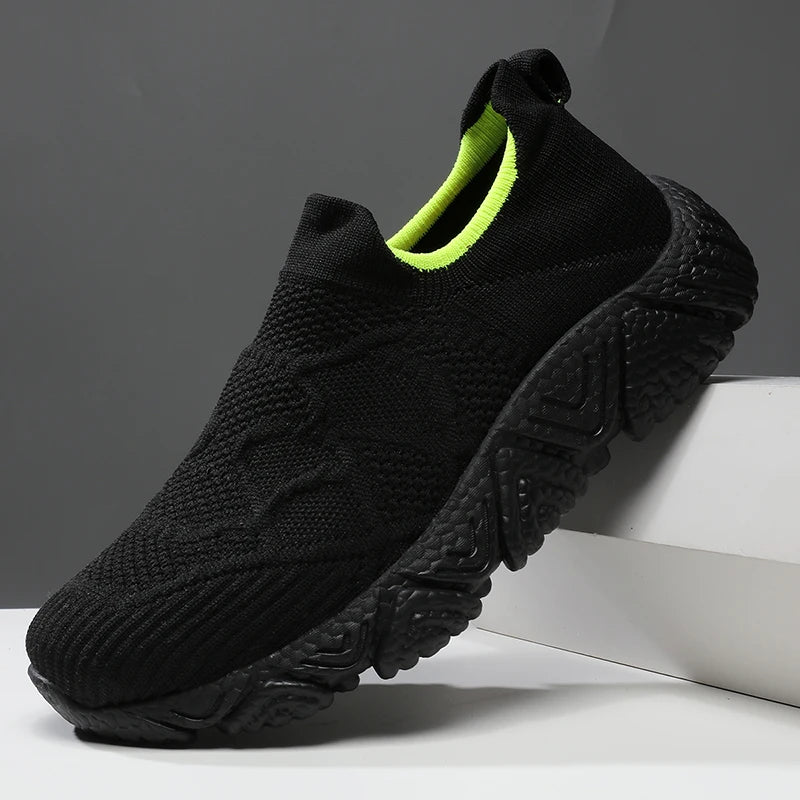 New Lightweight Comfortable Shoes for Men Summer Sneakers Casual Socks Shoes Black Driving Shoes Male Zapatillas Hombre