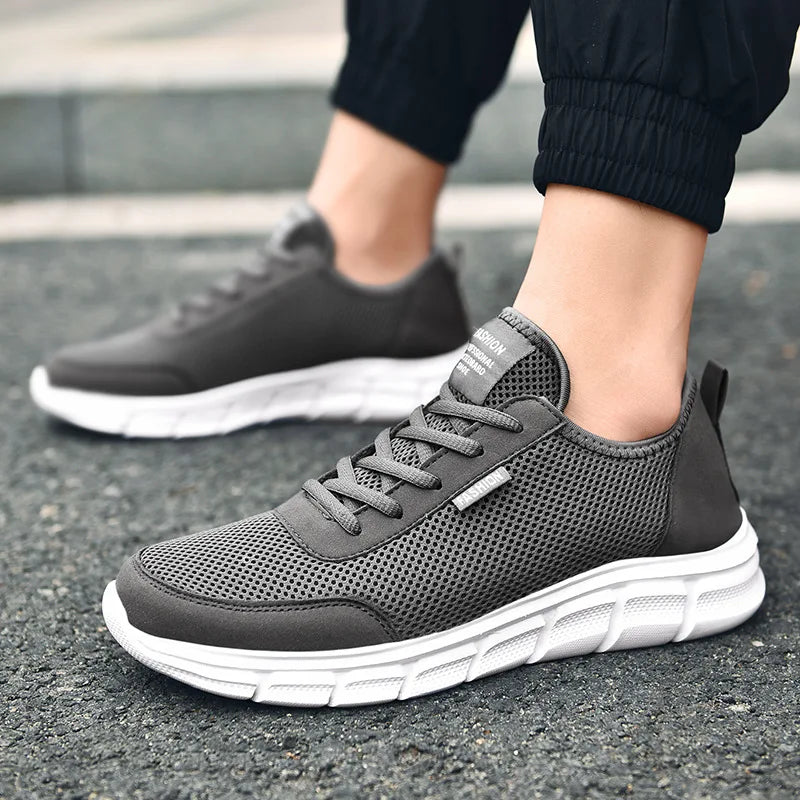 New Mesh Men Shoes Lac-up Casual Shoes Men Sneakers Breathable Lightweight Footwear Comfortable Sport Trainers Zapatillas Hombre