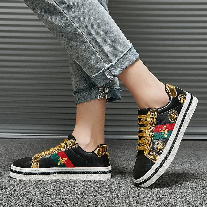 Tredny Brand Embroidered Shoes Couple Casual Flats Sneakers Comfort Mens Skateboarding Shoe Unisex Black White Women Footwear