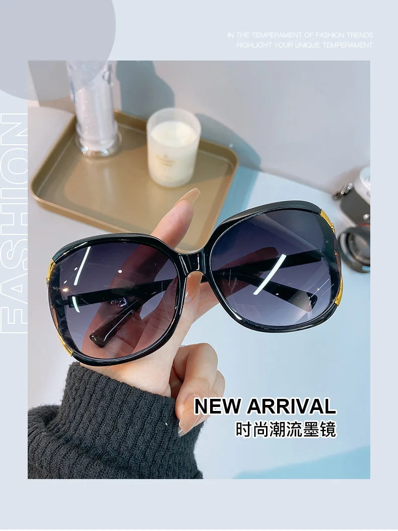 New Women's Oversized Sunglasses Women's Brand Designer Fashion Sun Glasses Outdoor Leisure Women Eyewear UV400 Oculos De Sol