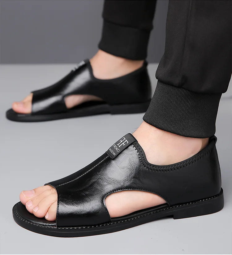 Sandals for Men Brand Casual Shoes Outdoor Fashion Men's Slippers Comfortable Beach Shoes High Quality Leather Men Flat Sandals