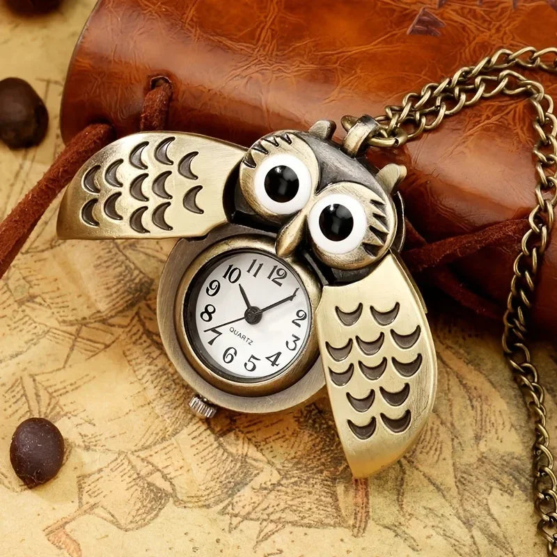 Bronze Owl Creative Pocket Watch Retro Popular Display Quartz Pocket Watch Pendant Clock Men Women Chain Gift