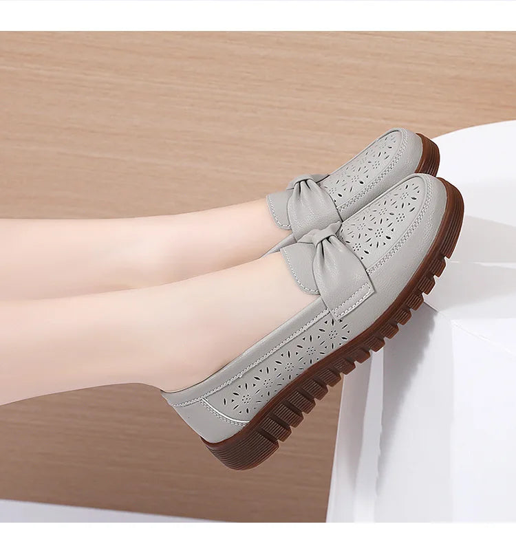 Spring /autumn Women Shoes Genuine Leather Breathable Loafers Flat Shoes Ladies Casual Shoes Plus Size 36-43 Mother Shoes