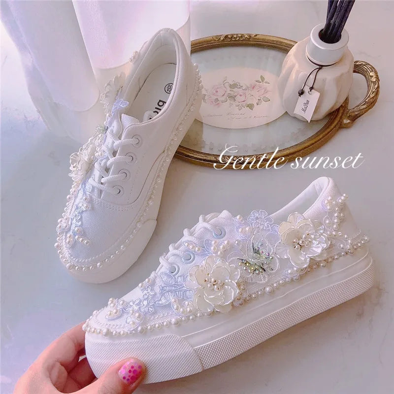 New Thick-Soled White Shoes Daisy Canvas Low-Top 3cm Internal Handmade Wedding Party White Lace Shoes Lace Sneaker